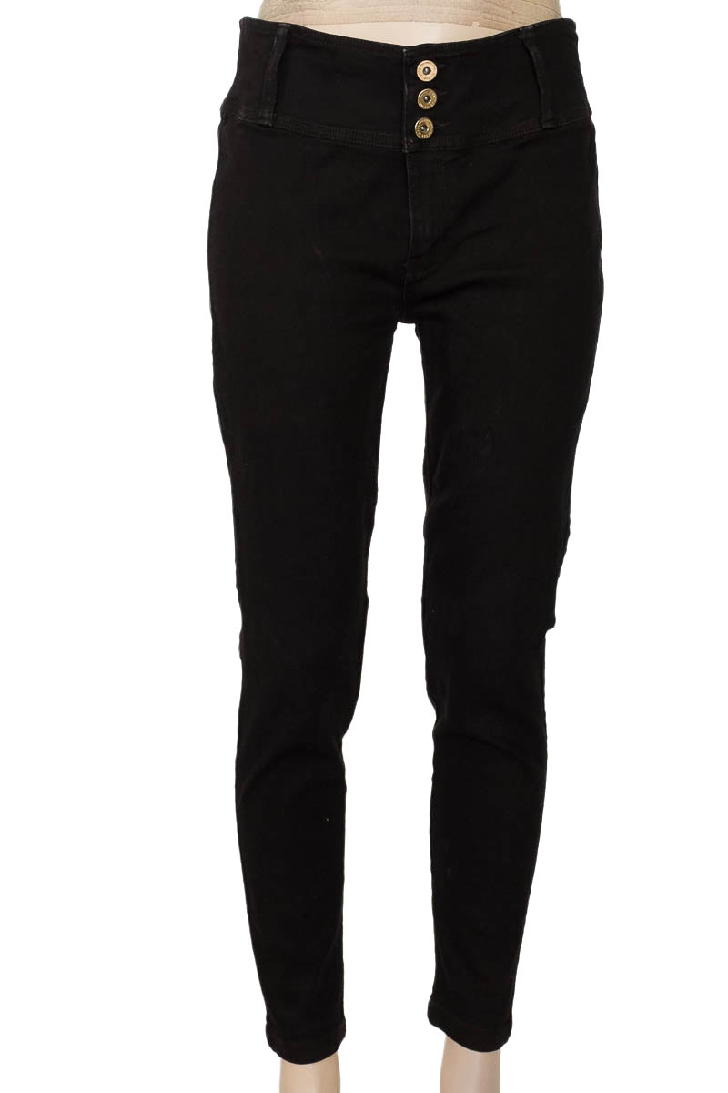 Pantalones color Negro - Closeando