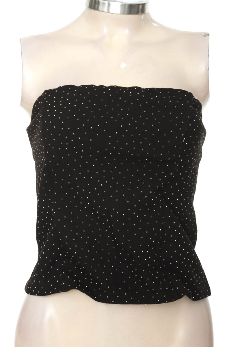 Top / Camiseta color Negro - ELA