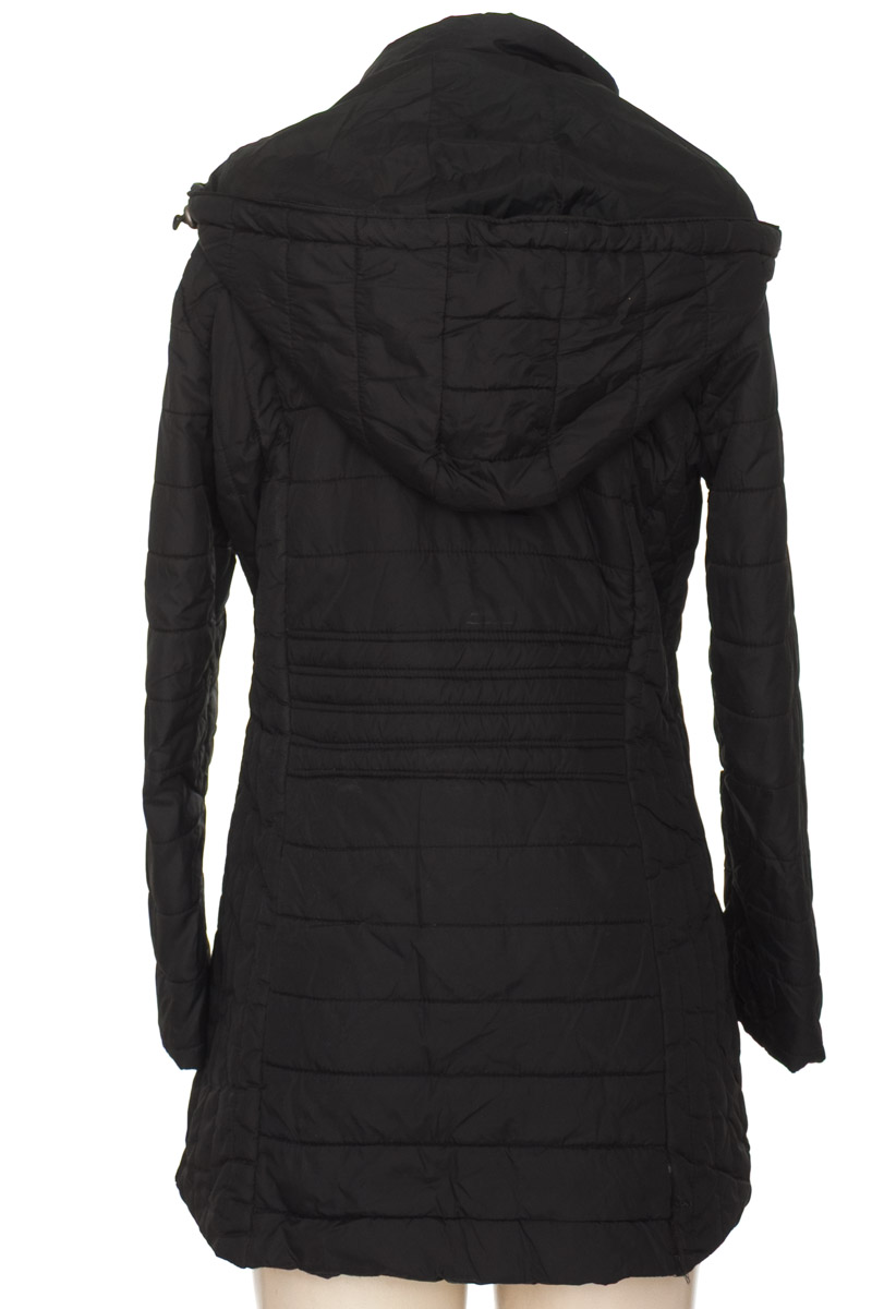Chaqueta / Abrigo color Negro - LInaje Real