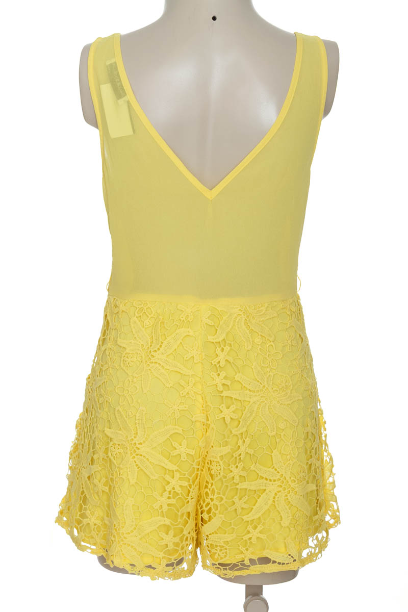 Vestido / Enterizo color Amarillo - California Inn