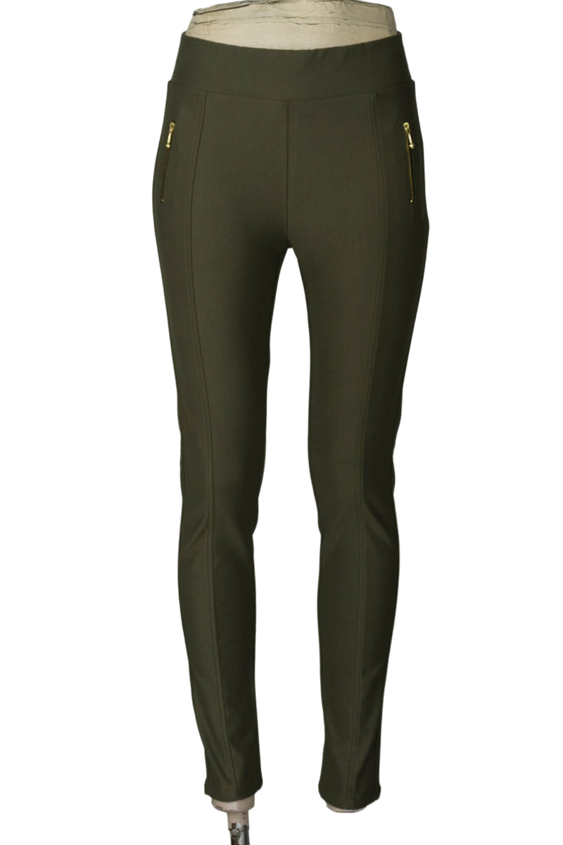Pantalones color Verde - Closeando