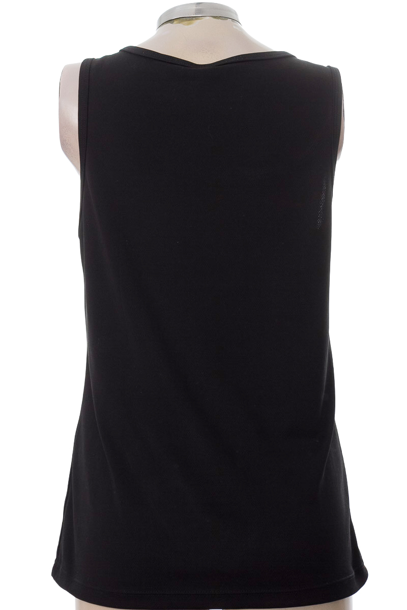 Top / Camiseta color Negro - Tyche