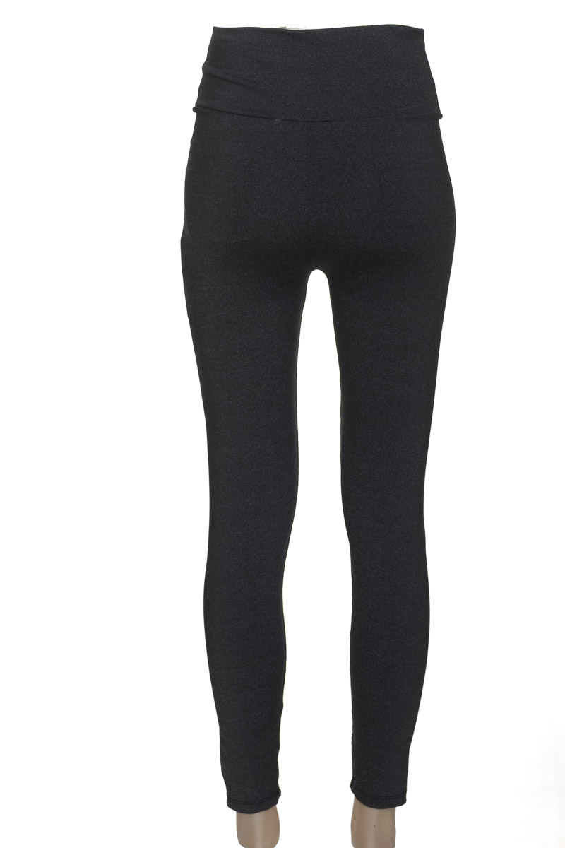 Pantalones color Gris - Closeando
