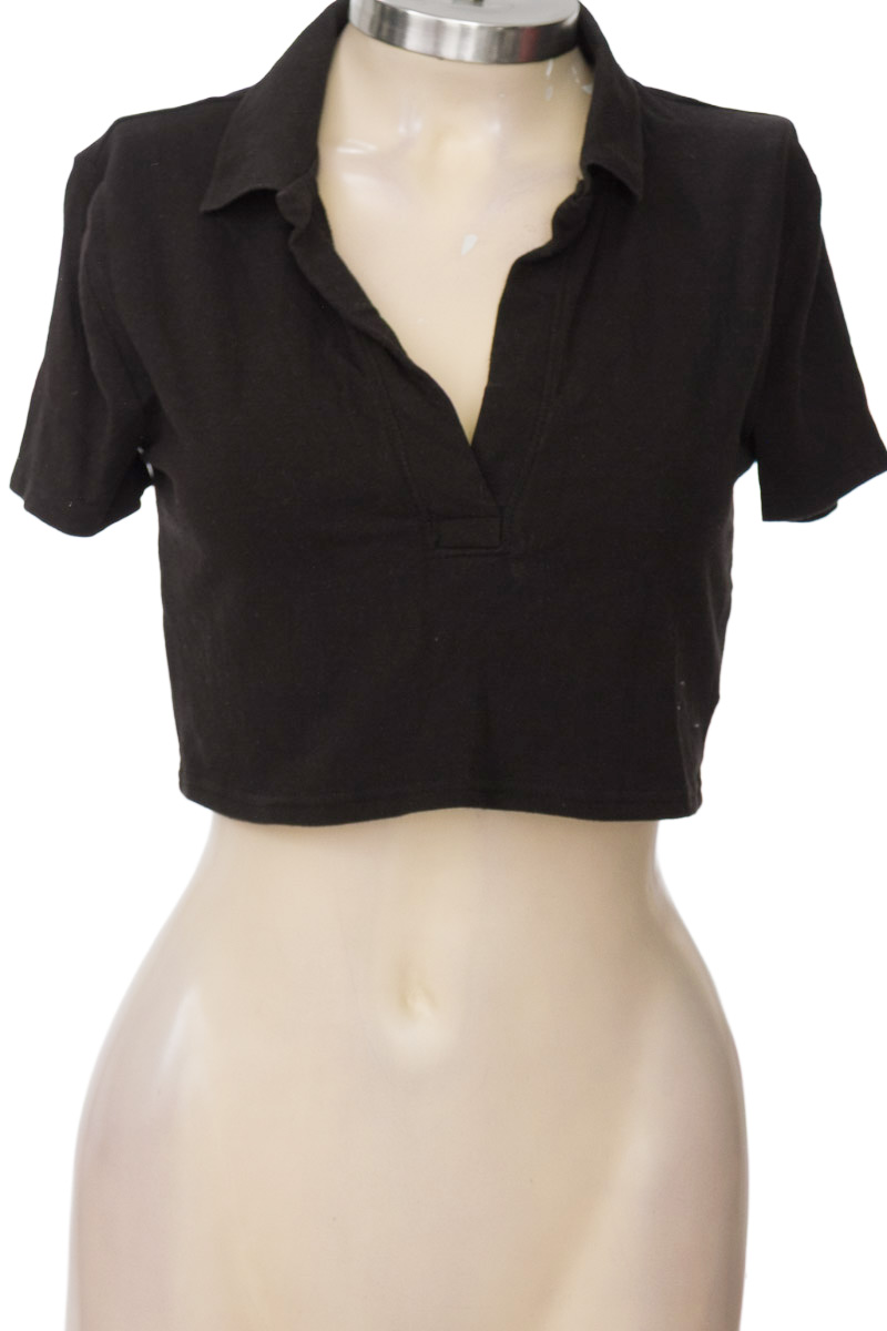 Top / Camiseta color Negro - Divided by H&M