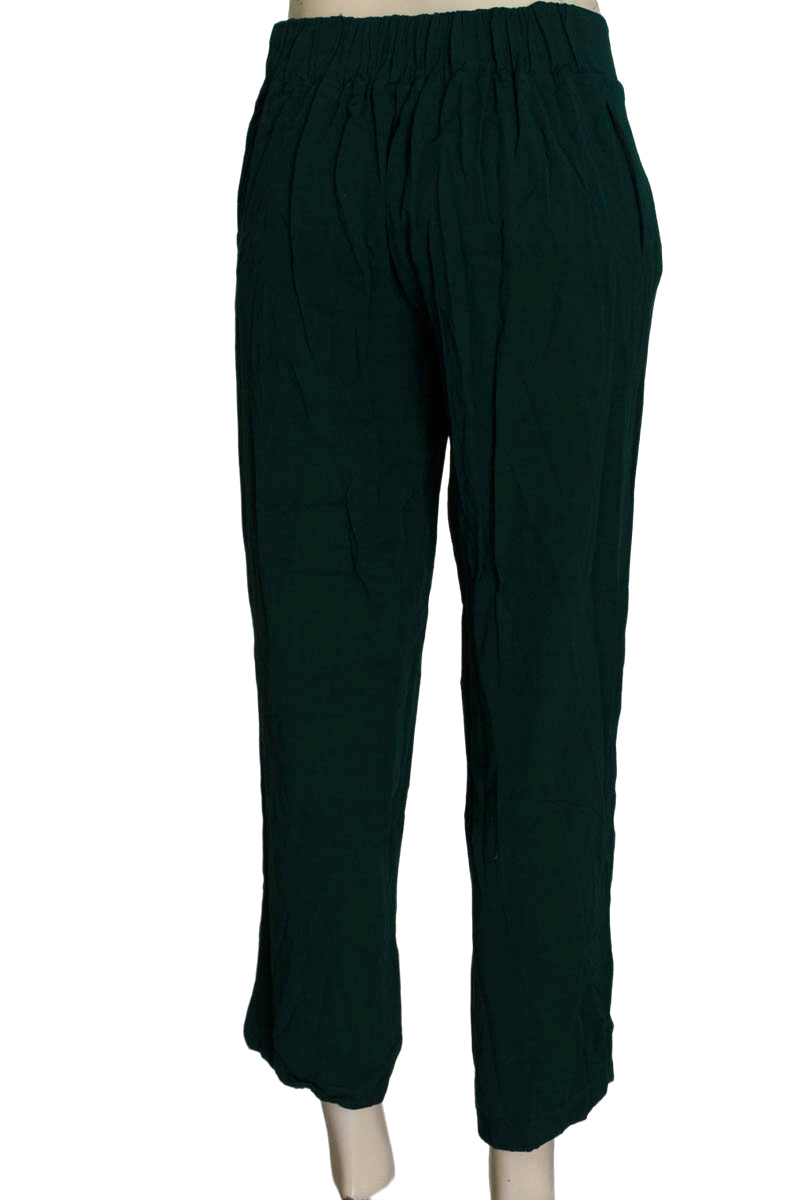Pantalones color Verde - Closeando