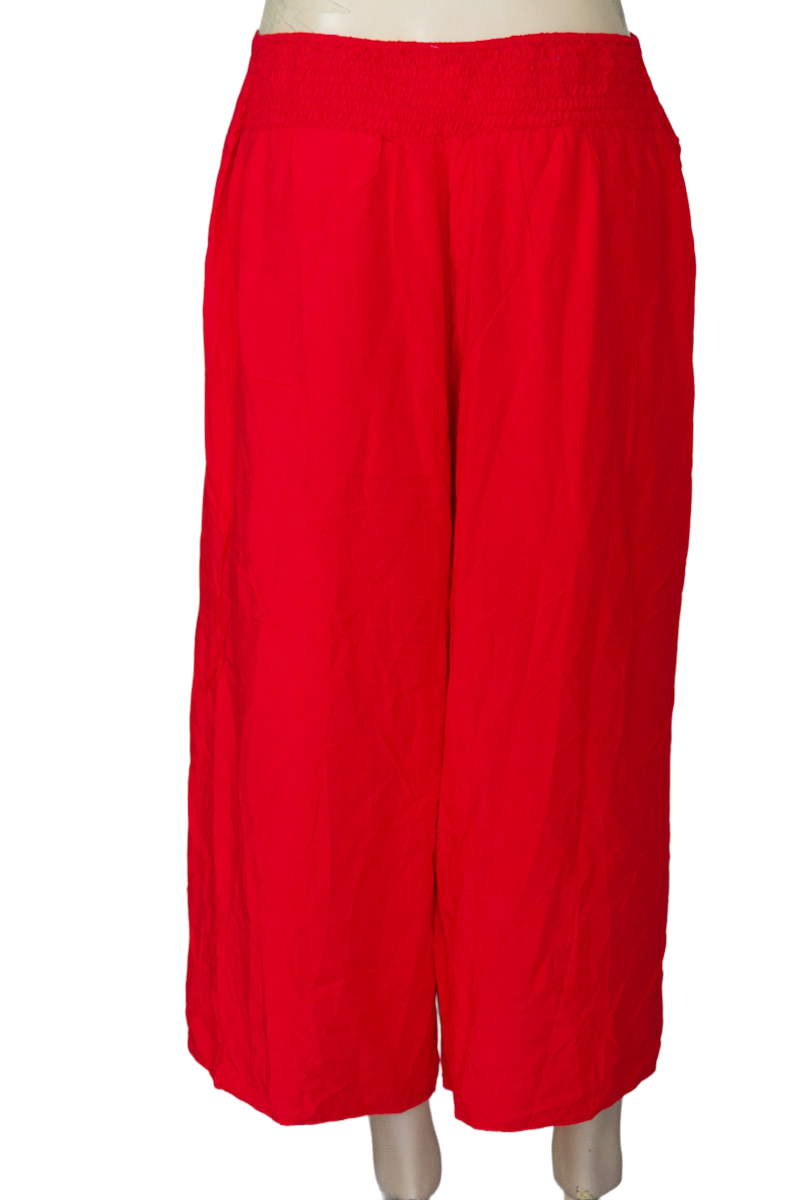 Pantalones color Rojo - Closeando