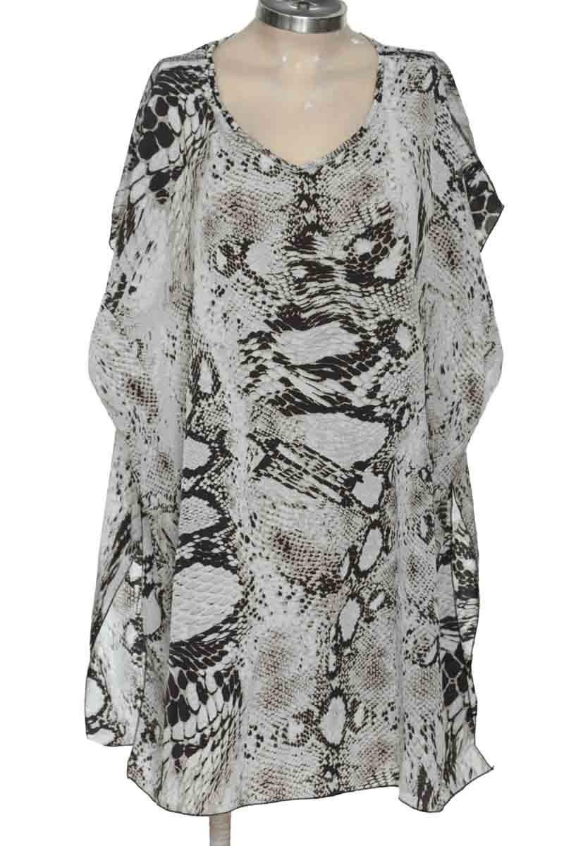 Vestido / Enterizo color Estampado - Closeando