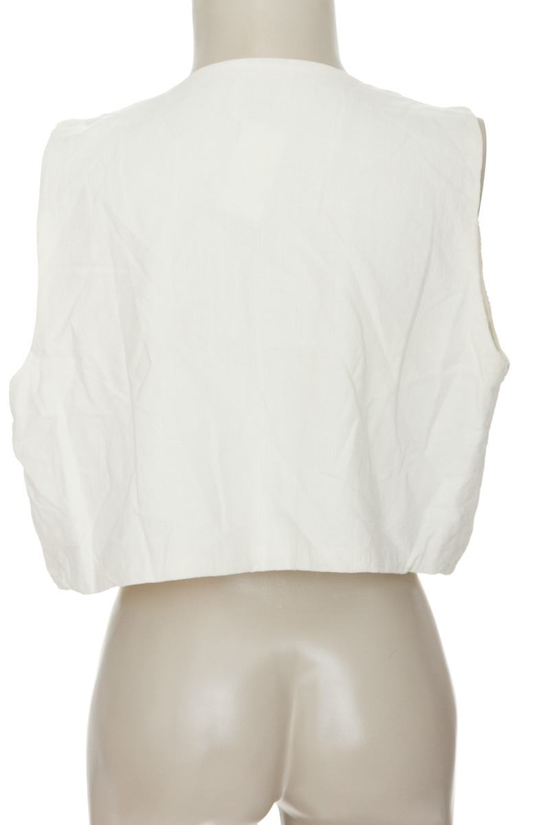 Chaqueta / Abrigo color Beige - LOVE M