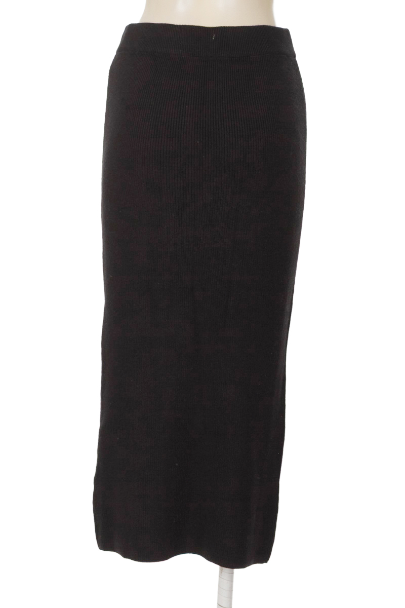 Falda color Negro - Closeando