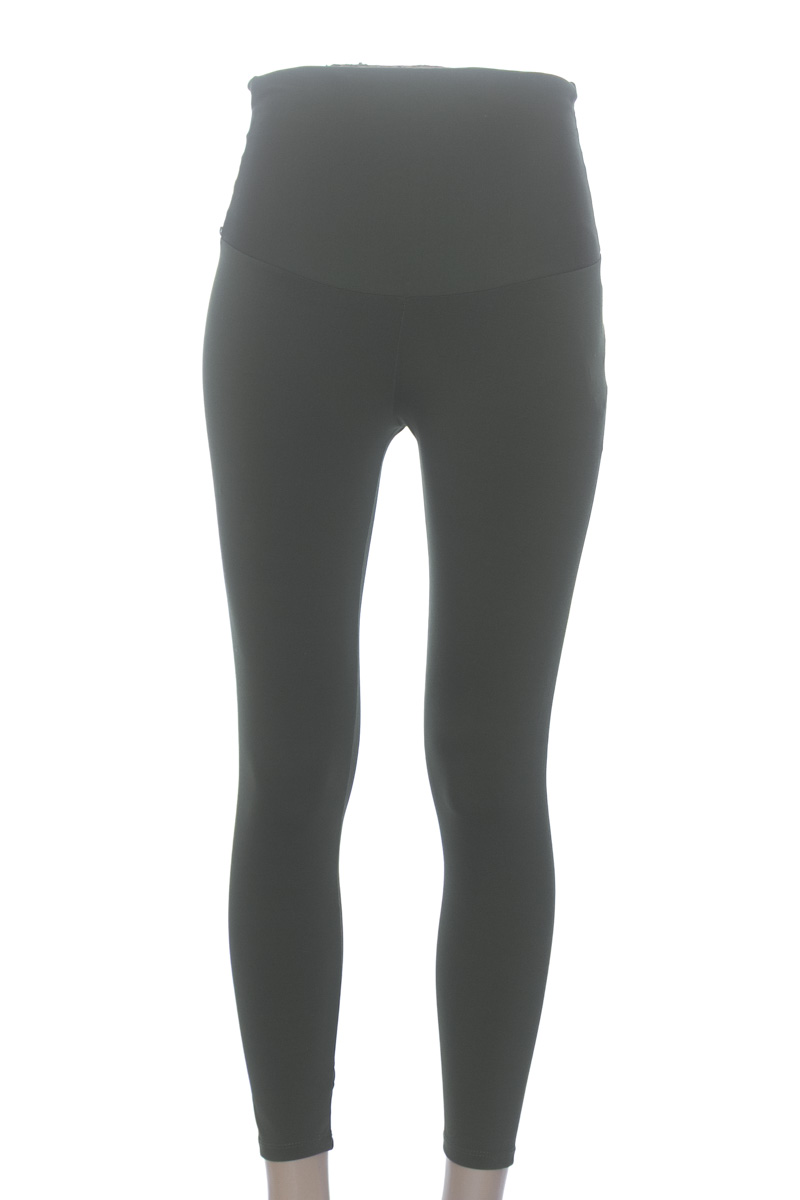 Ropa Deportiva / Salida de Baño color Verde - Closeando