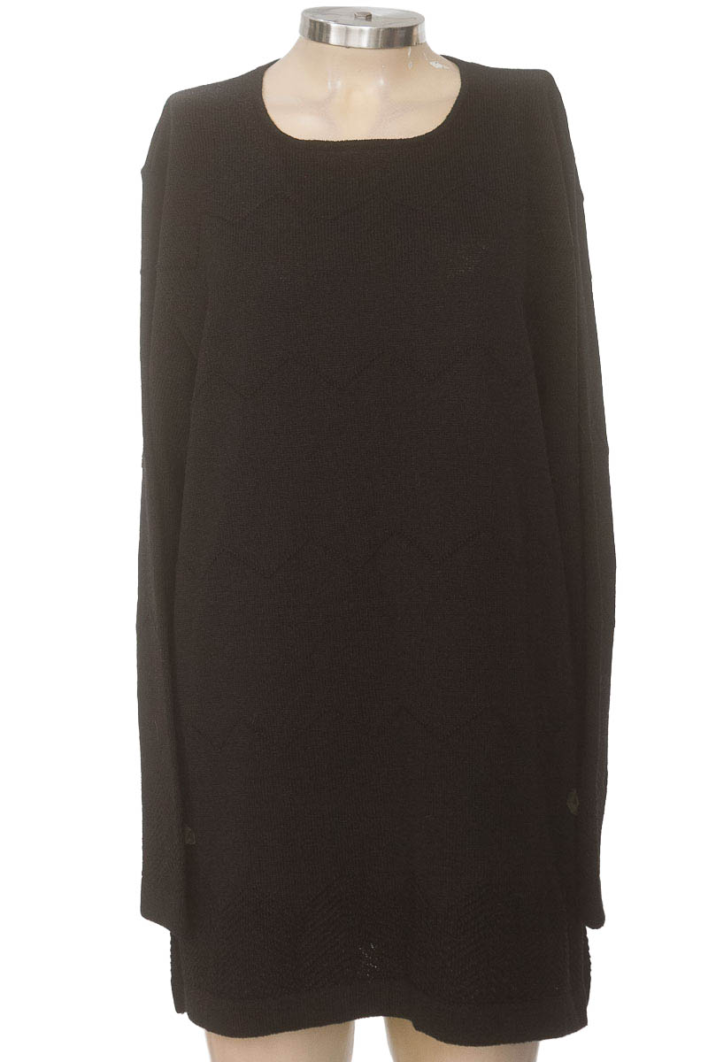 Sweater color Negro - Modelana