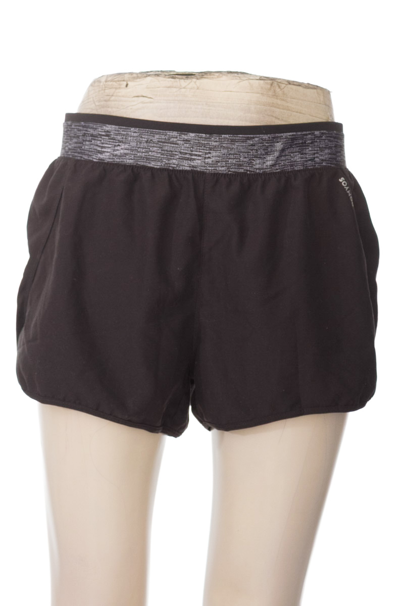 Ropa Deportiva / Salida de Baño color Negro - DECATHLON