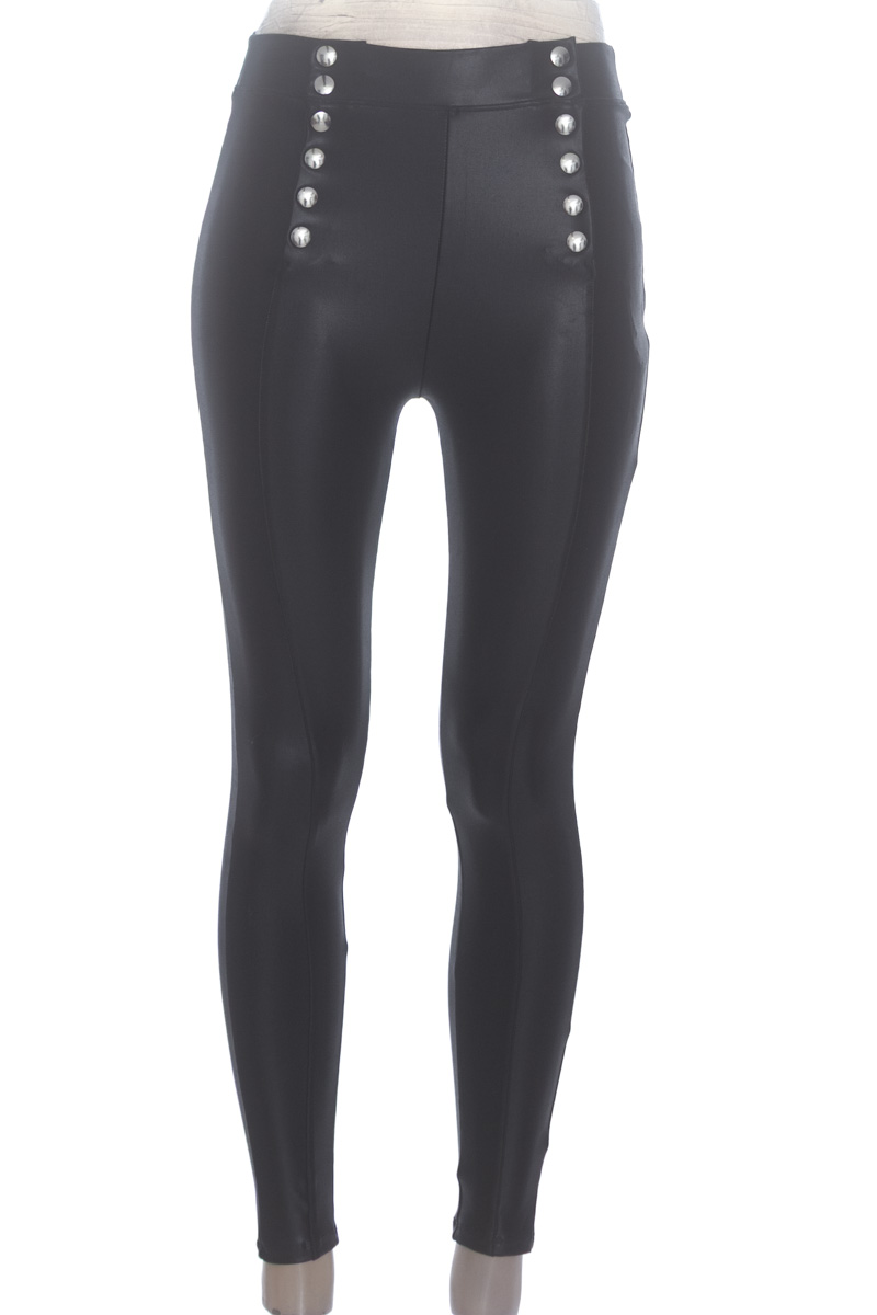 Pantalones color Negro - Closeando