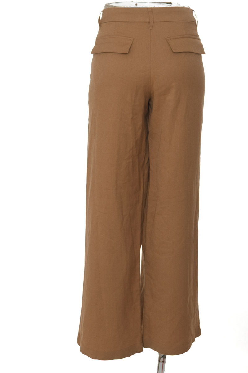Pantalones color Beige - Divided by H&M