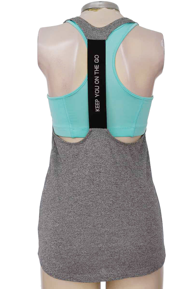 Ropa Deportiva / Salida de Baño color Gris - Pull & Bear