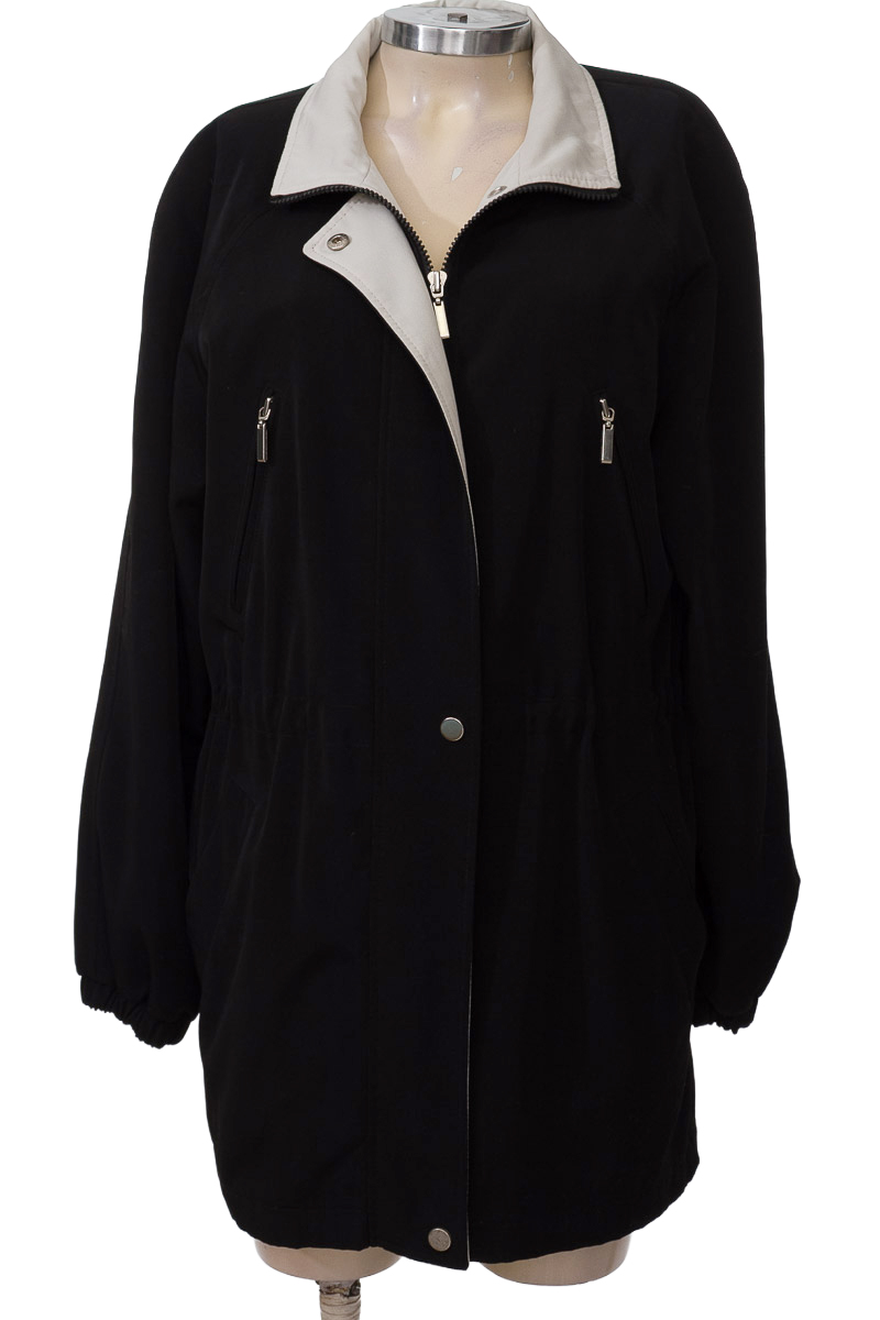 Chaqueta / Abrigo color Negro - White Stag