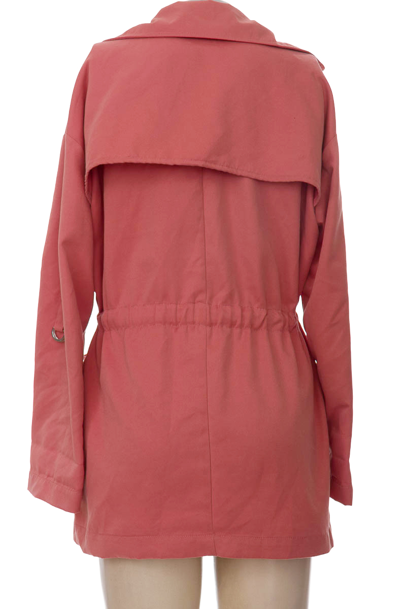 Chaqueta / Abrigo color Rosado - Stradivarius