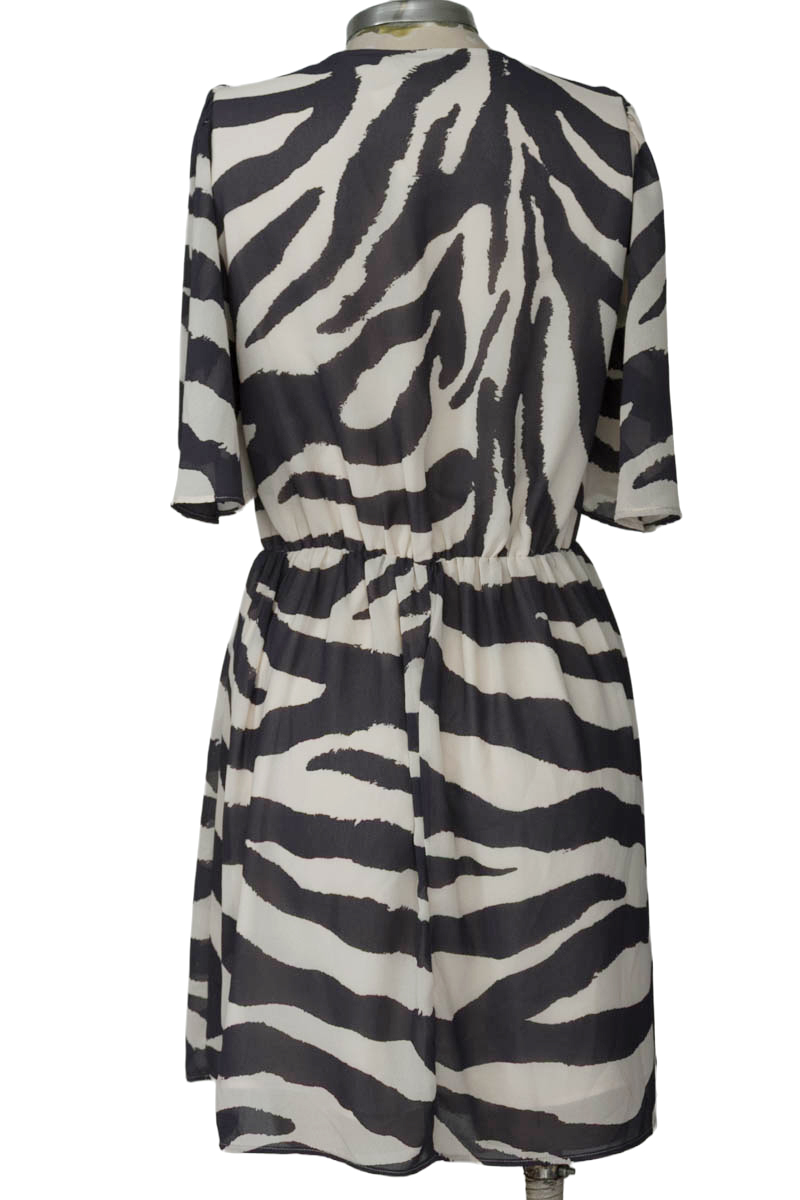 Vestido / Enterizo color Beige - H&M