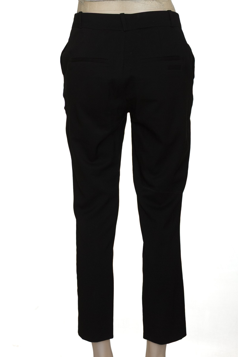 Pantalones color Negro - Closeando