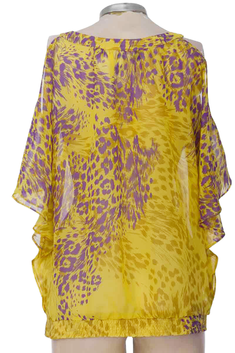 Blusa color Amarillo - Jennifer López