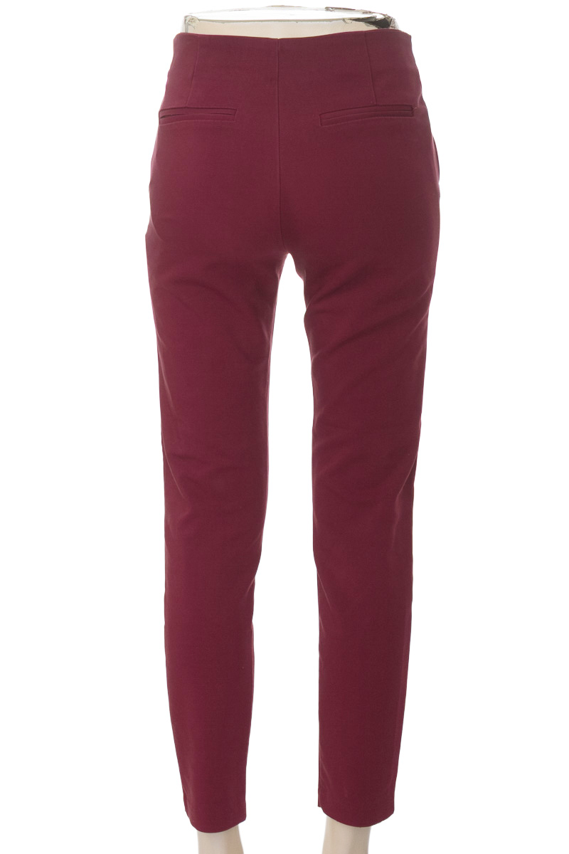 Pantalones color Vinotinto - Basement