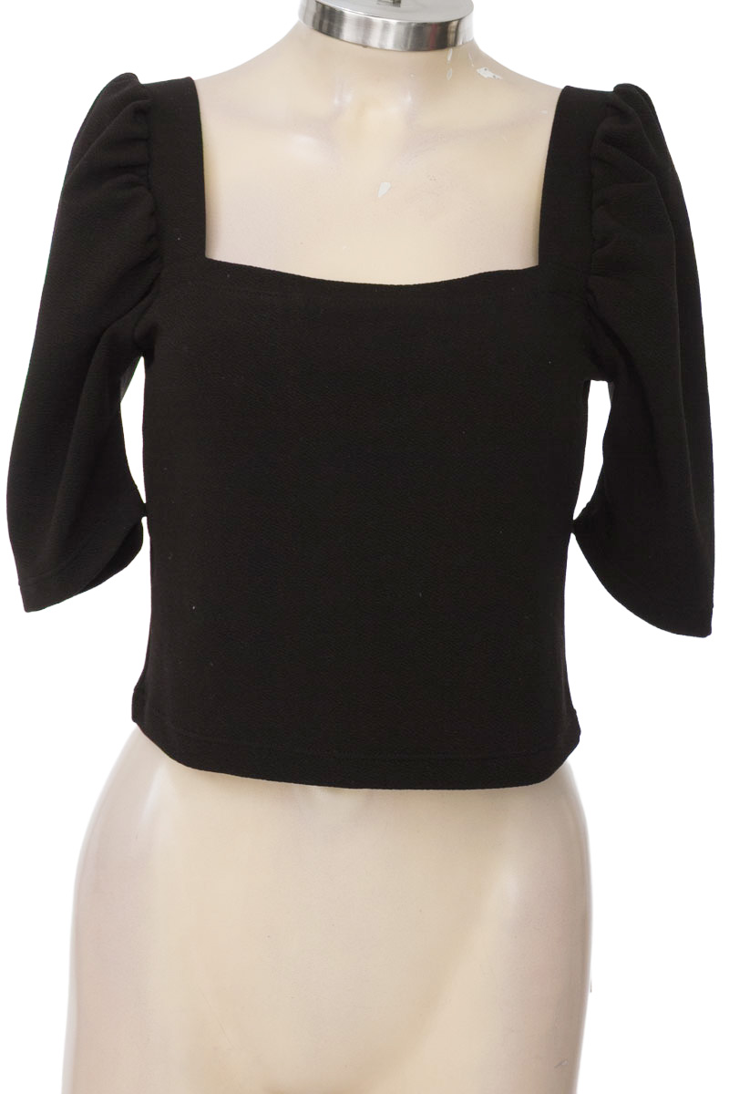 Top / Camiseta color Negro - Mossimo