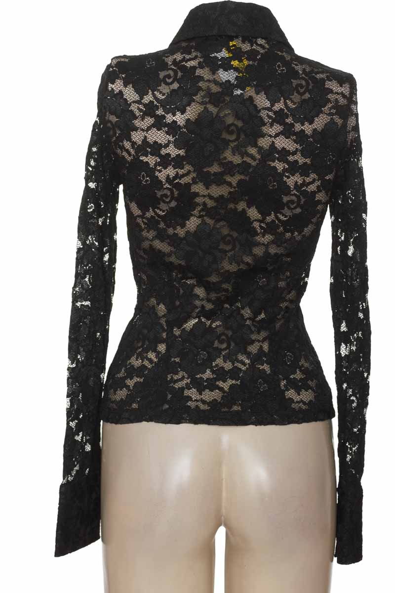 Blusa color Negro - Closeando