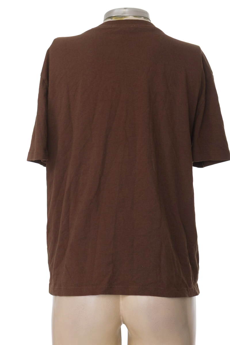 Top / Camiseta color Café - Zara