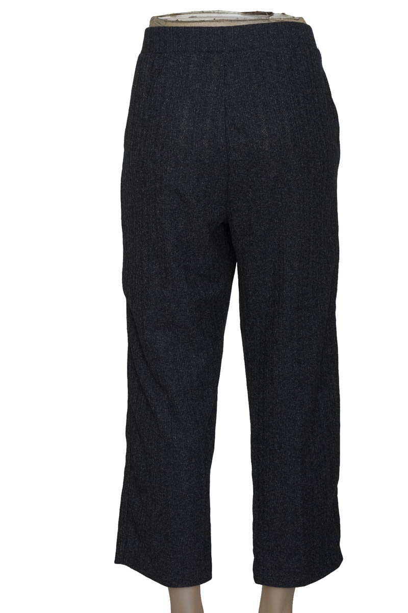 Pantalones color Gris - Live 2 Lounge