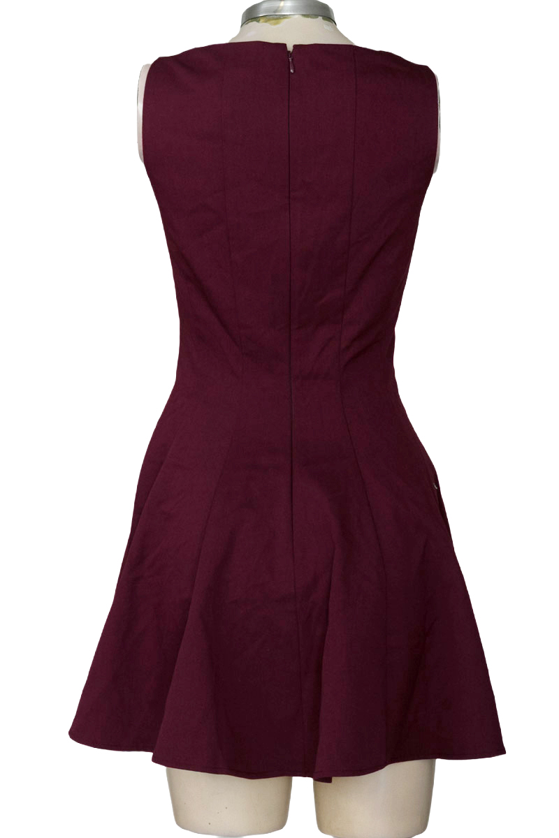 Vestido / Enterizo color Vinotinto - H&M