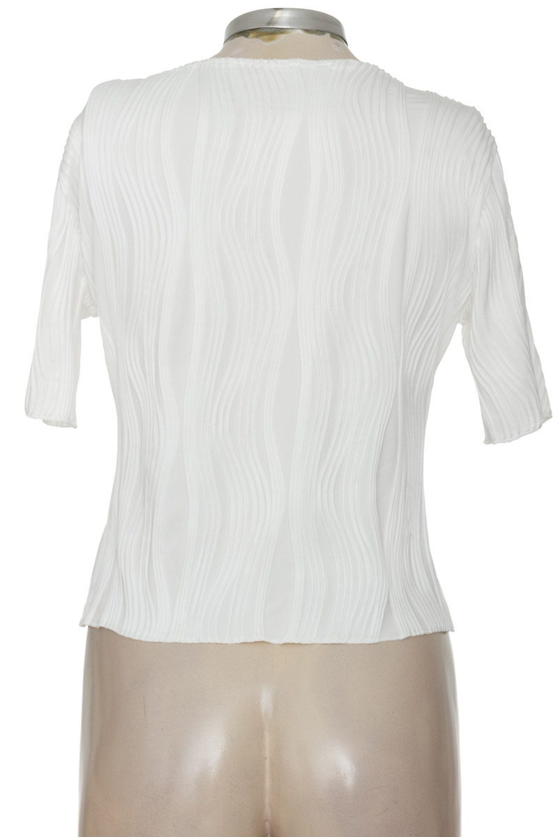 Blusa color Blanco - Closeando
