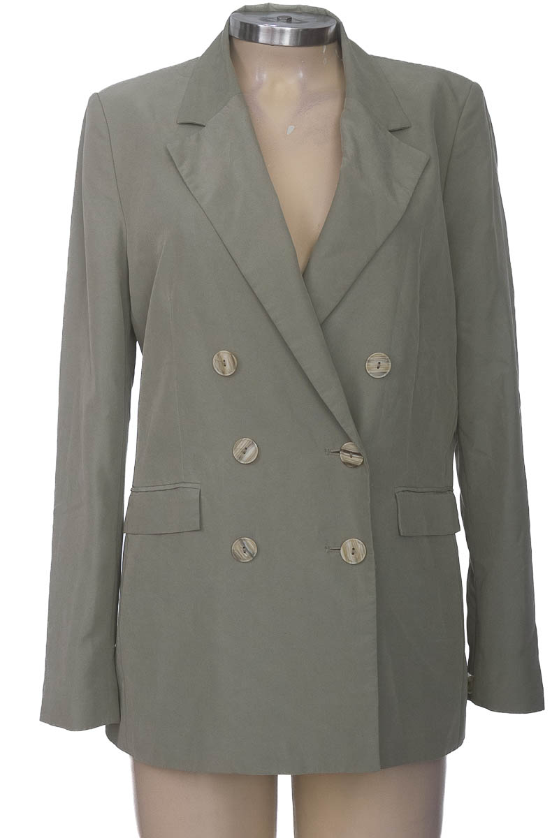 Chaqueta / Abrigo color Verde - MNG