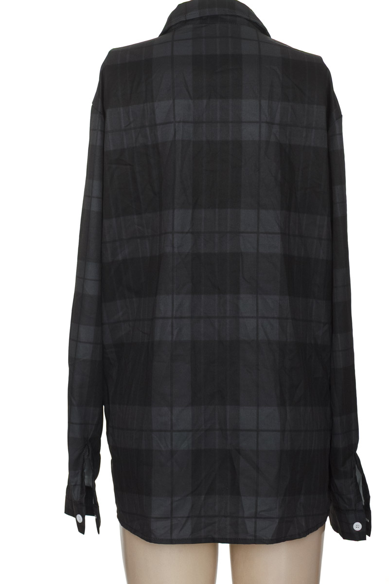 Blusa color Gris - Closeando