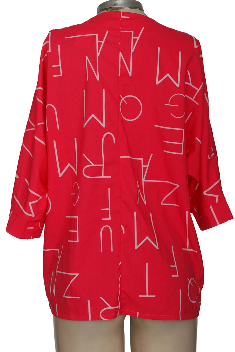 Blusa color Fucsia - Closeando