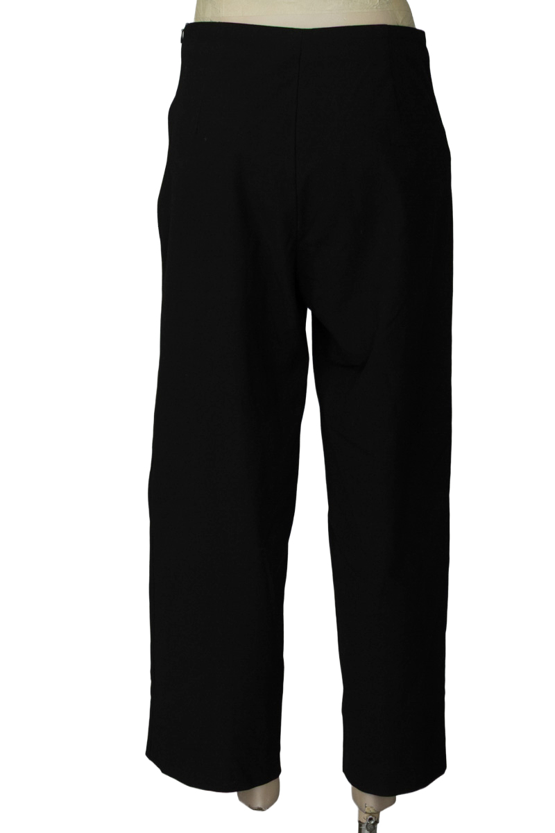 Pantalones color Negro - MNG