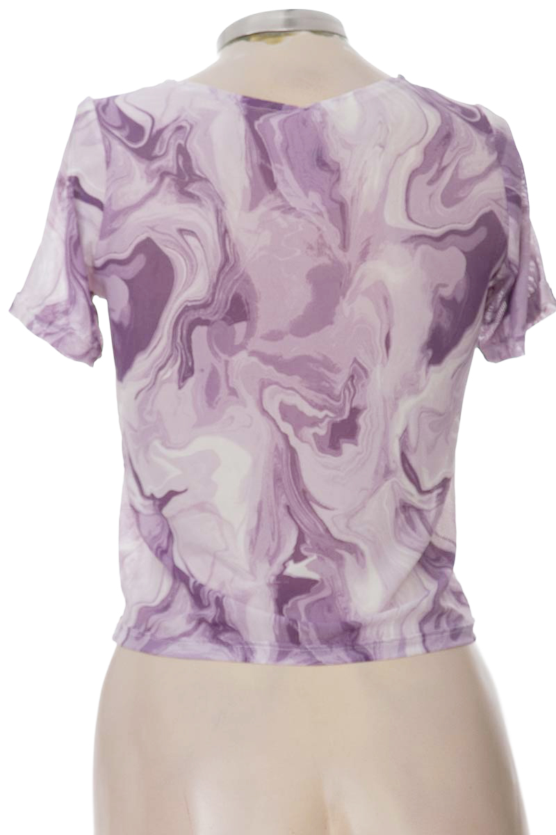 Top / Camiseta color Lila - Closeando