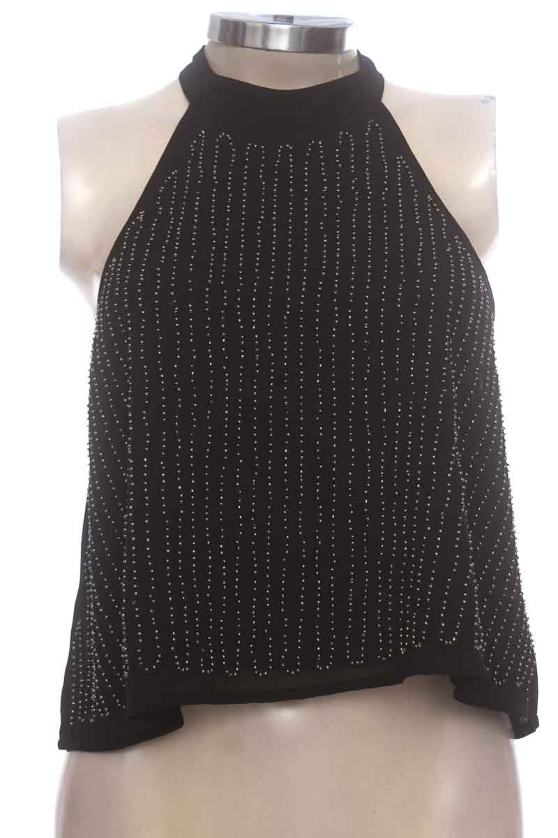 Top / Camiseta color Negro - ELA