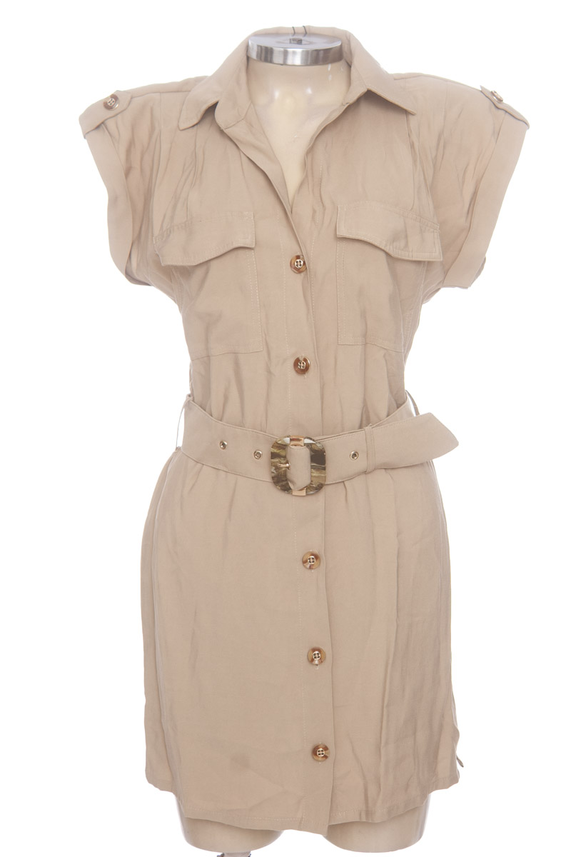 Vestido / Enterizo color Beige - Studio F