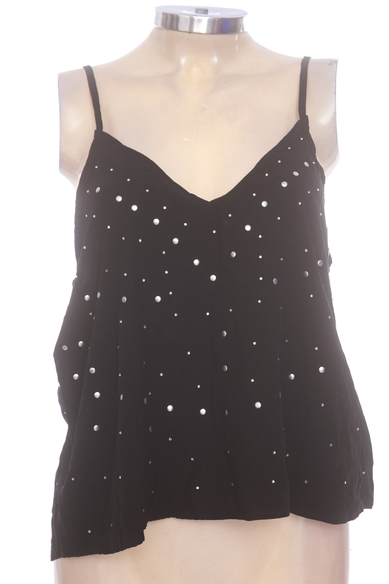 Top / Camiseta color Negro - Color Blue