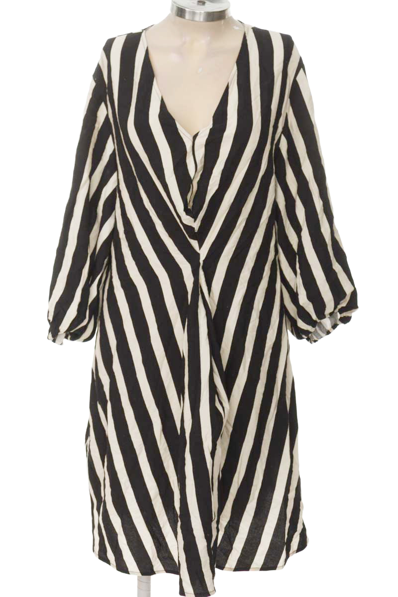 Vestido / Enterizo color Negro - H&M