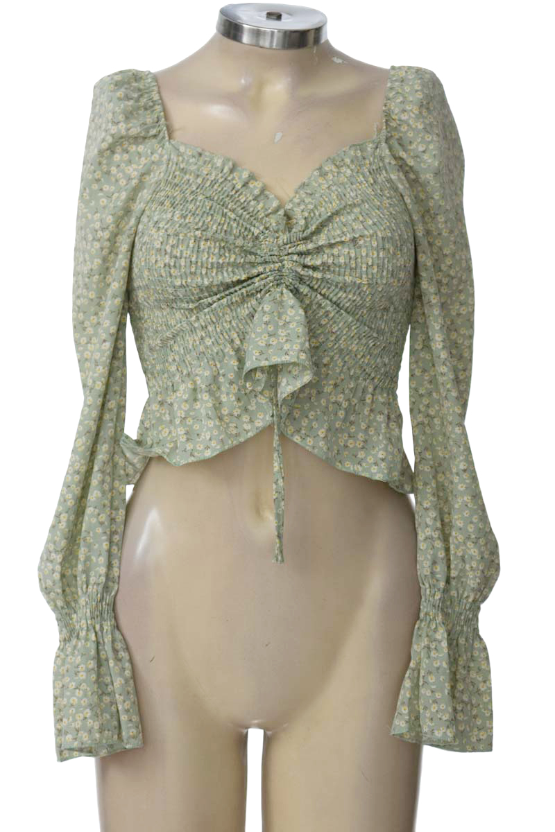 Top / Camiseta color Verde - Yaostar