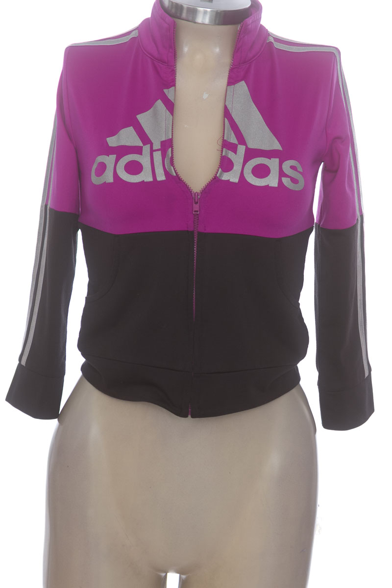 Ropa Deportiva / Salida de Baño color Morado - Closeando