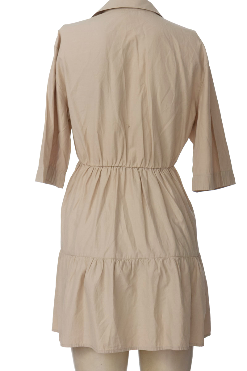 Vestido / Enterizo color Beige - Stradivarius