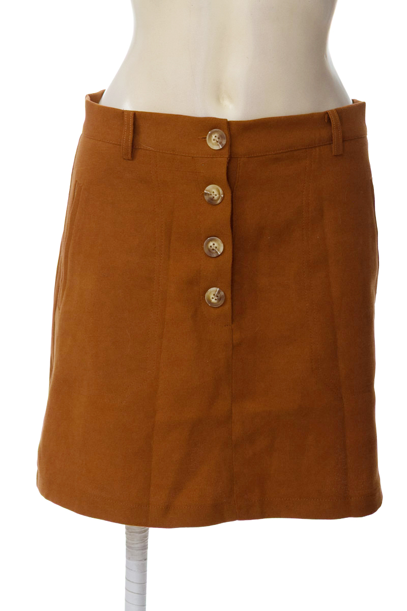 Falda color Café - Closeando