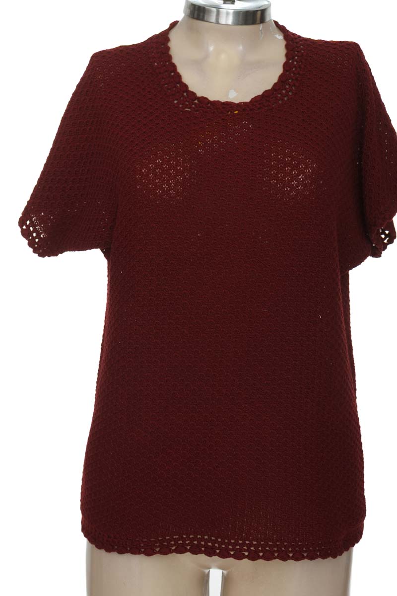 Blusa color Vinotinto - Closeando