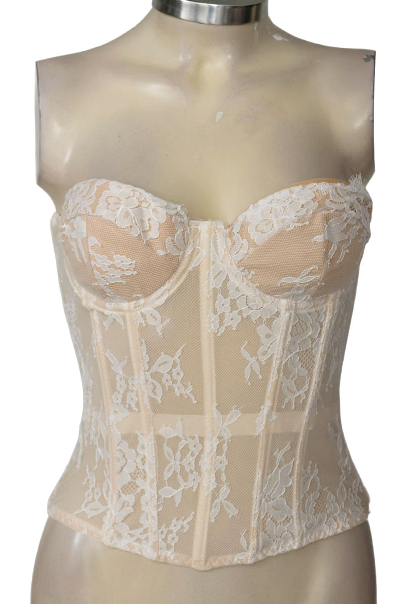 Top / Camiseta color Beige - Closeando