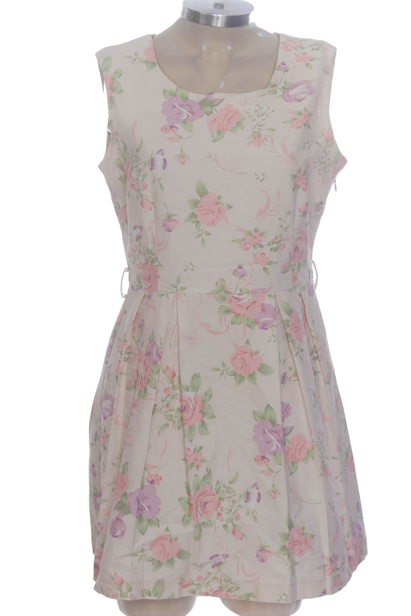 Vestido / Enterizo color Beige - Joy & Co
