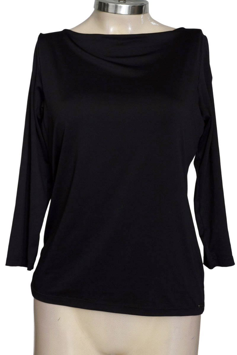 Top / Camiseta color Negro - Adrissa