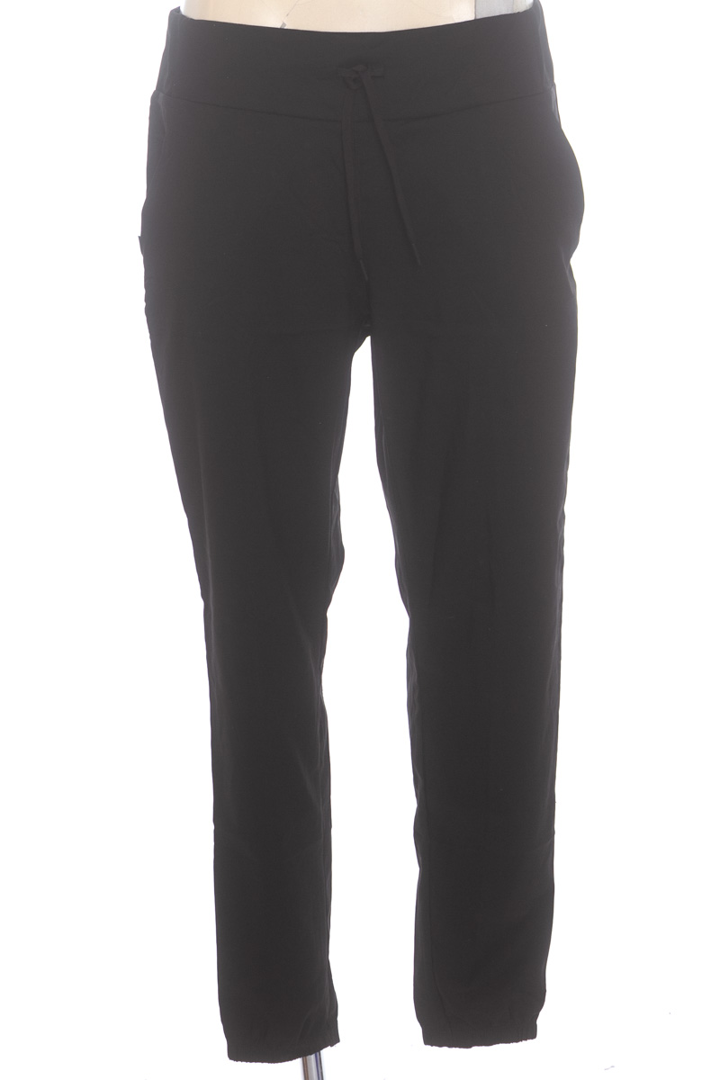Pantalones color Negro - Closeando