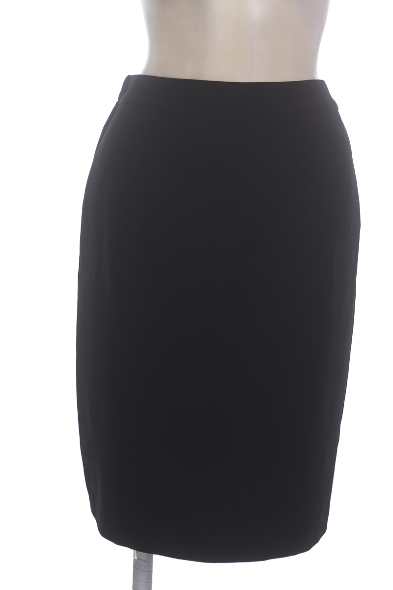 Falda color Negro - Closeando